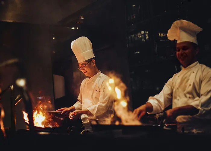 Hotel con campo da tennis a Bombay