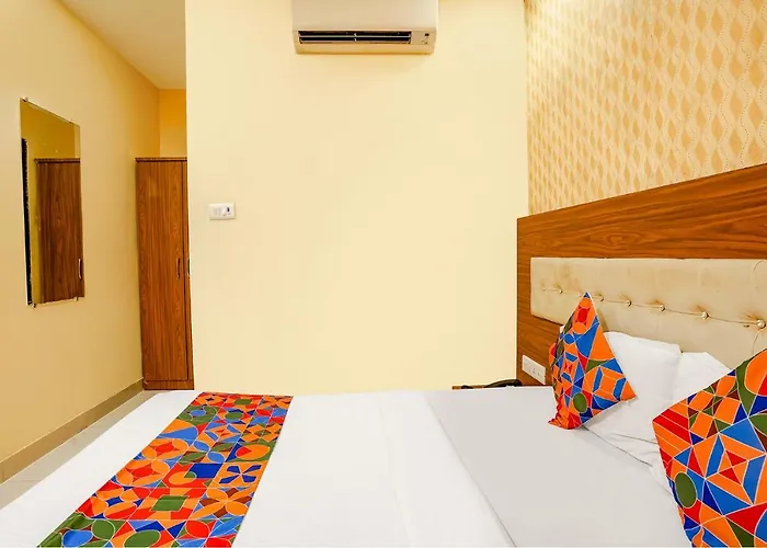 Fabexpress Elite 59 Bed and Breakfast Bombay