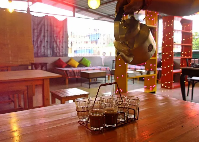 Cohostel Bombay