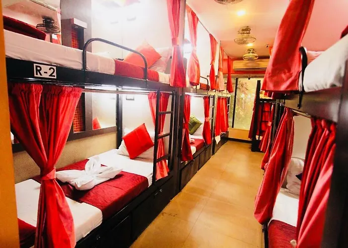 Town Hostel Mumbai - Ac Dormitory